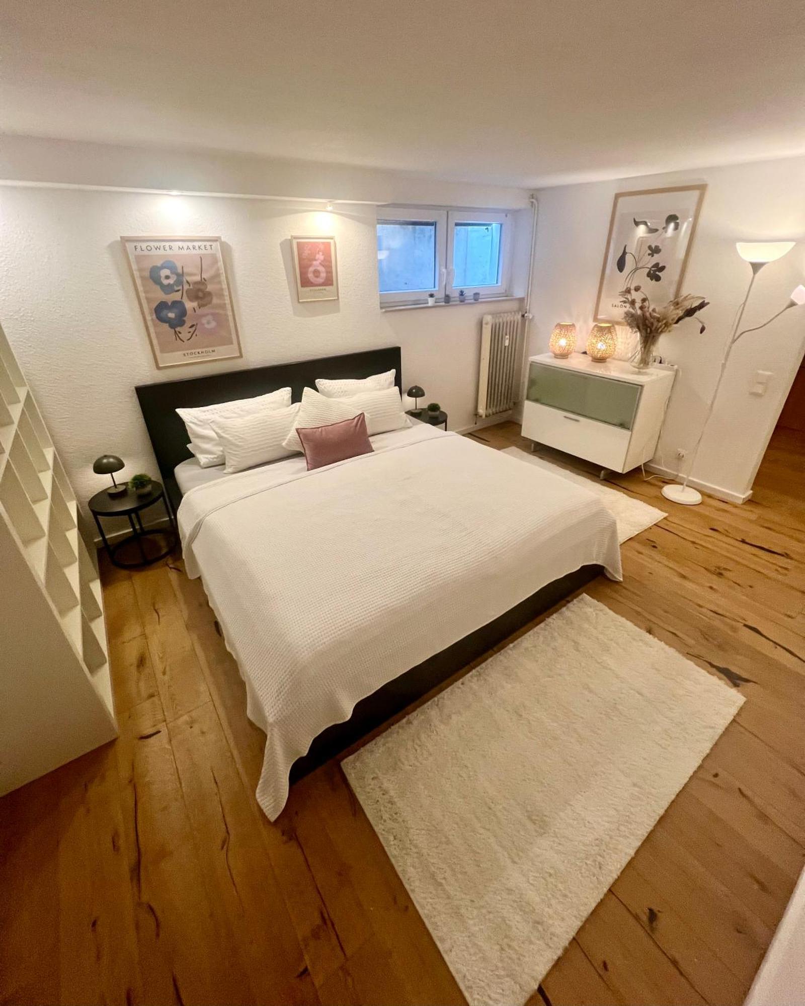 Gemuetliche Souterrain Wohnung Neben Der Universitaetsklinik In Homburg Homburg  Exterior foto